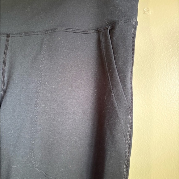 Under Armour Black HeatGear Leggings - Picture 2 of 5